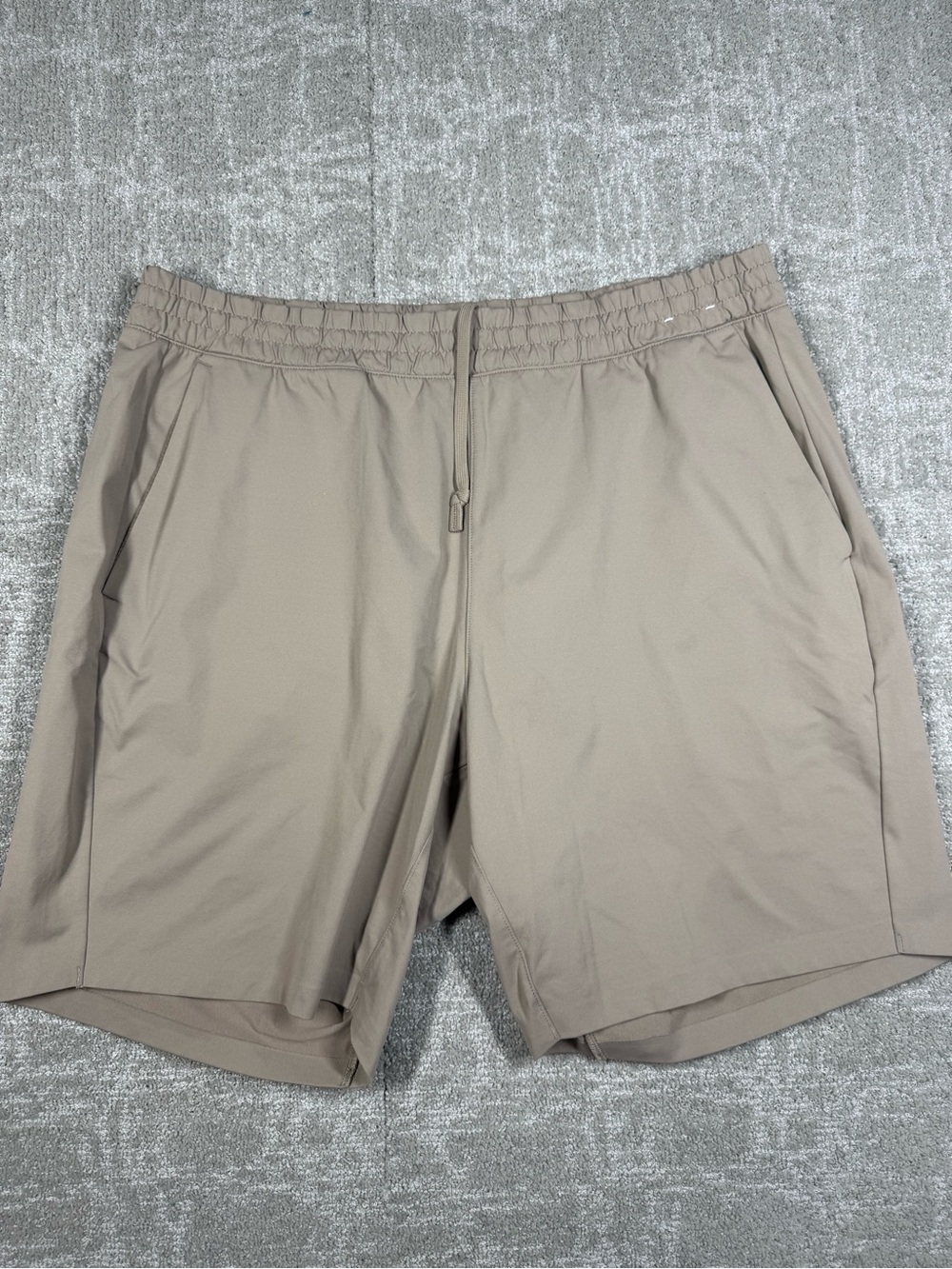 Uniqlo Pull On Active Work Out Tan Short Men Size XL